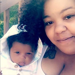 Meet your Posher, Antoinette